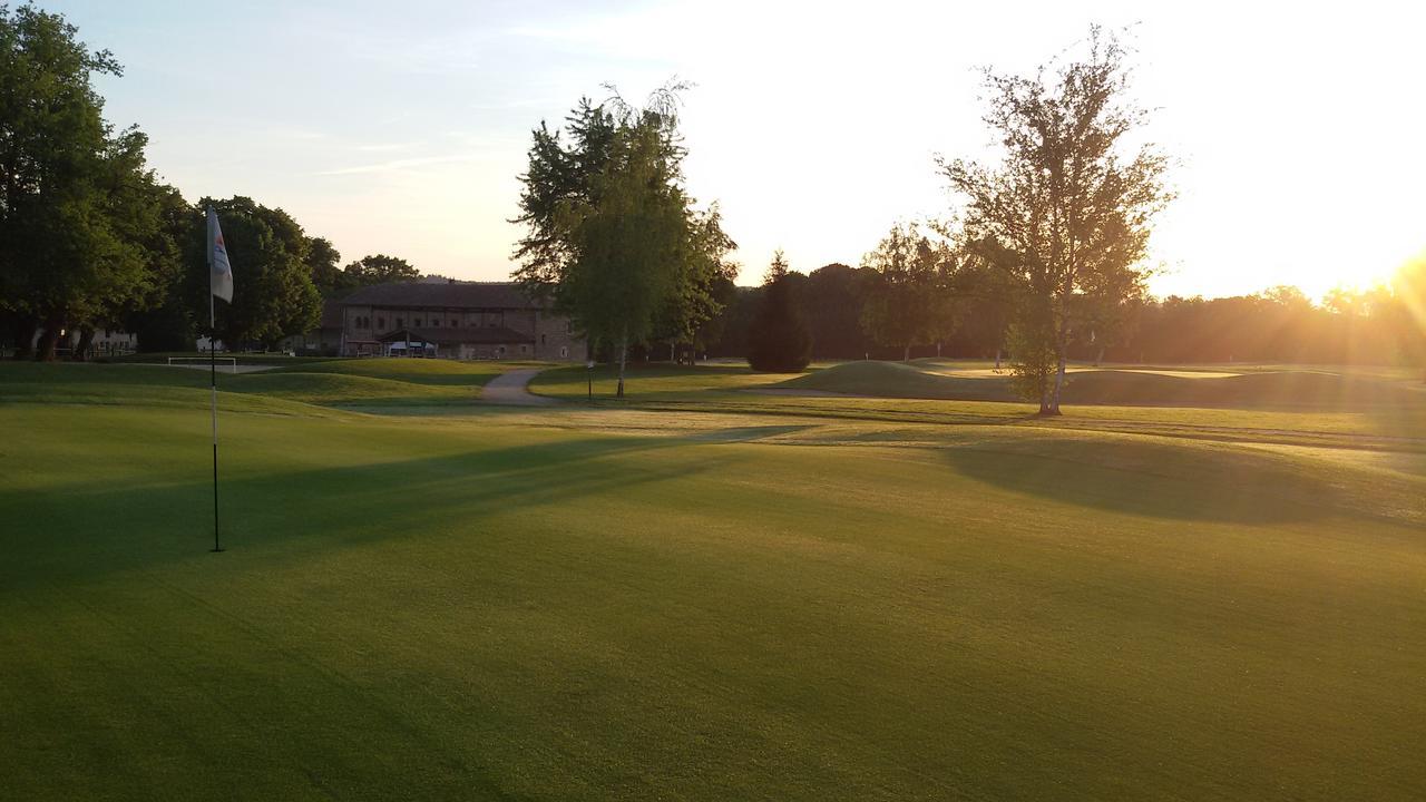 La Sorelle Hotel Golf Et Restaurant Villette-sur-Ain Εξωτερικό φωτογραφία