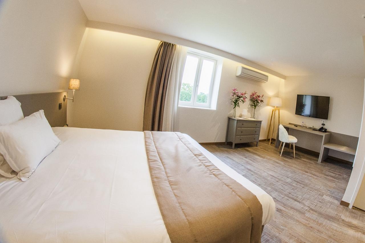 La Sorelle Hotel Golf Et Restaurant Villette-sur-Ain Εξωτερικό φωτογραφία